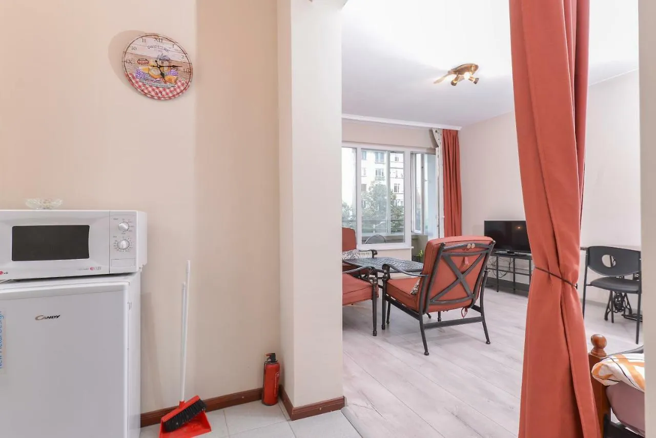 Visit Sofia | Macedonia Square Central Apartment