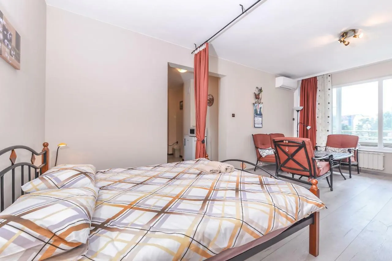 Visit Sofia Macedonia Square Central Apartment By Flat Mаnager 0*,